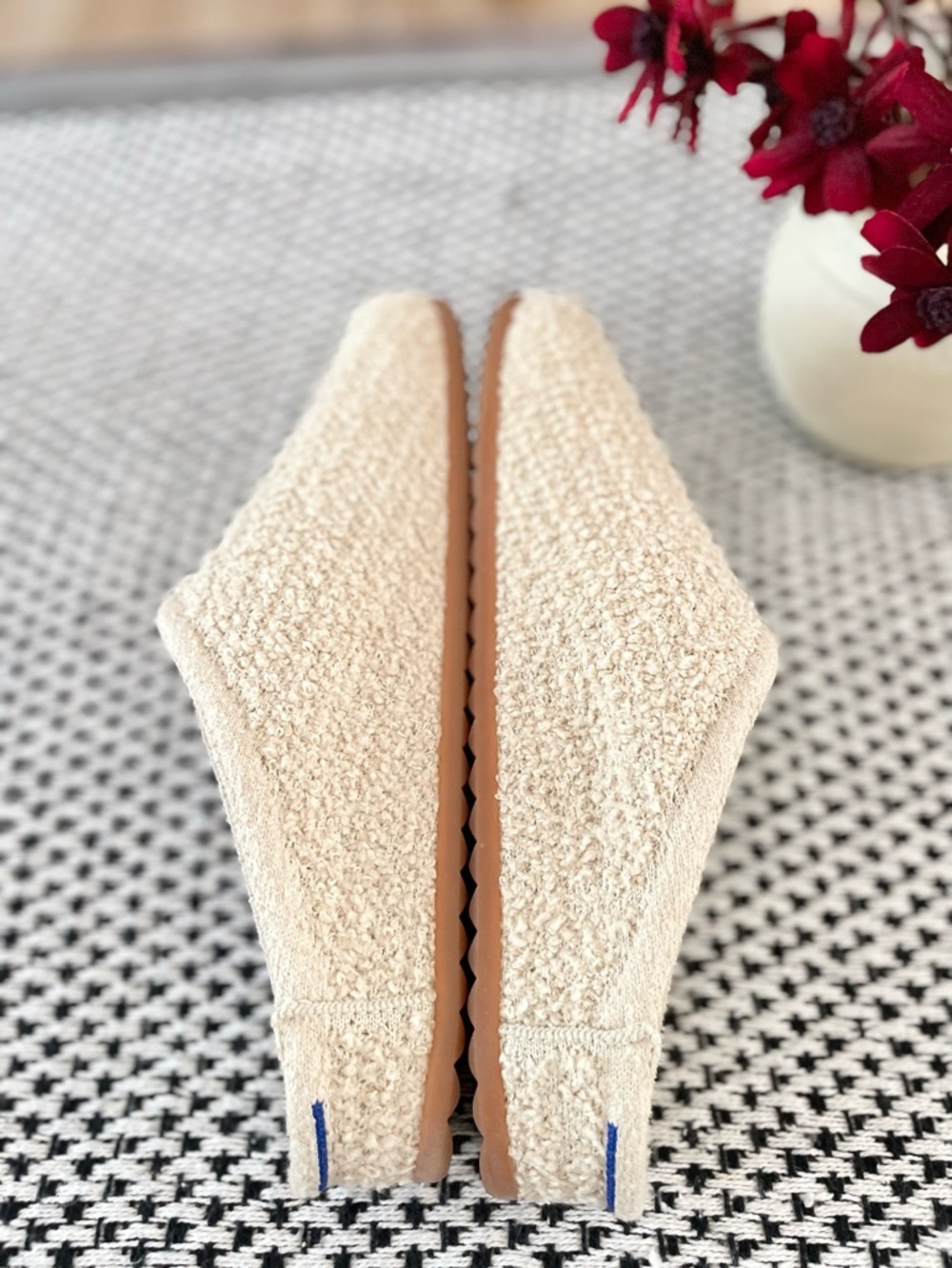 Rothys The Cozy Clog Honeybun Boucle Cream Ivory Slipper Shoes Size 10 - Picture 6 of 13